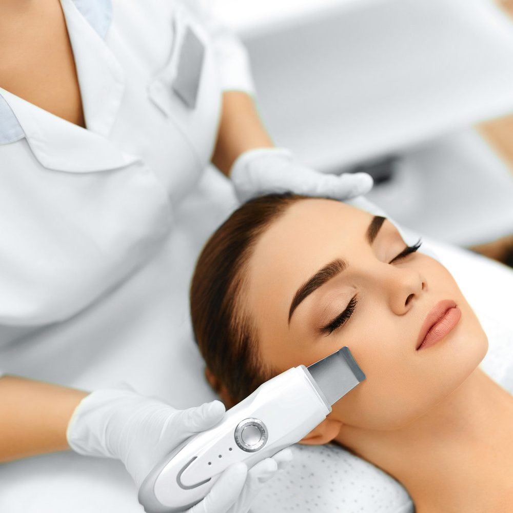 Skin Care. Ultrasound Cavitation Facial Peeling. Skin Cleansing